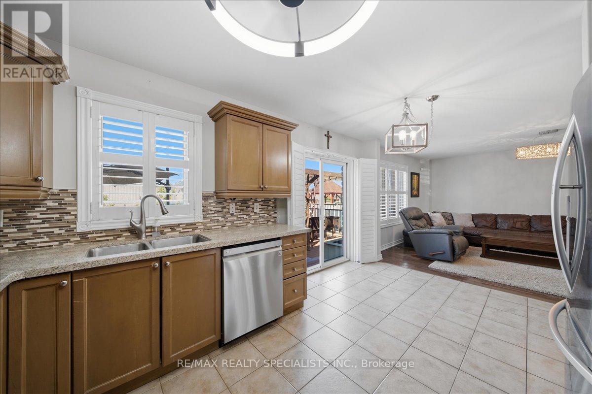 46 Wyman Crescent, Bradford West Gwillimbury, Ontario L3Z 3J6 - Photo 15 - N13189056
