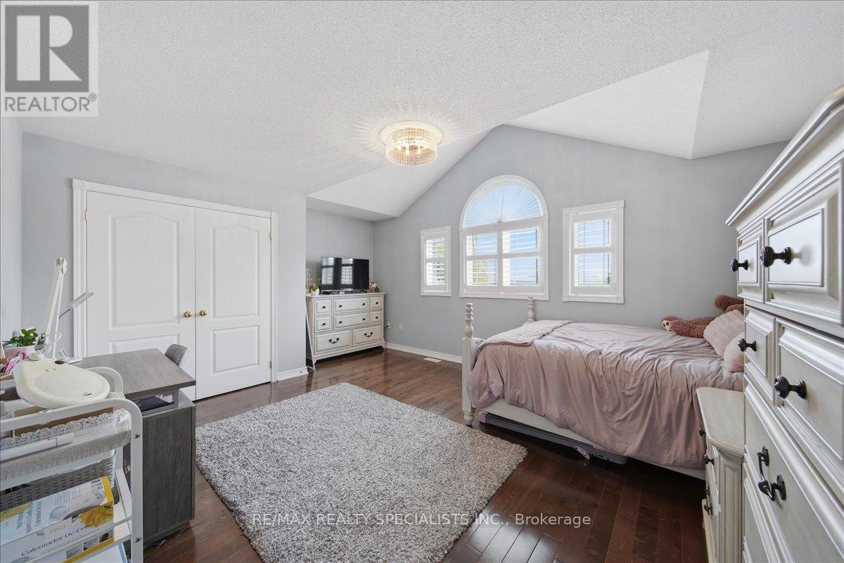 46 Wyman Crescent, Bradford West Gwillimbury, Ontario L3Z 3J6 - Photo 26 - N13189056