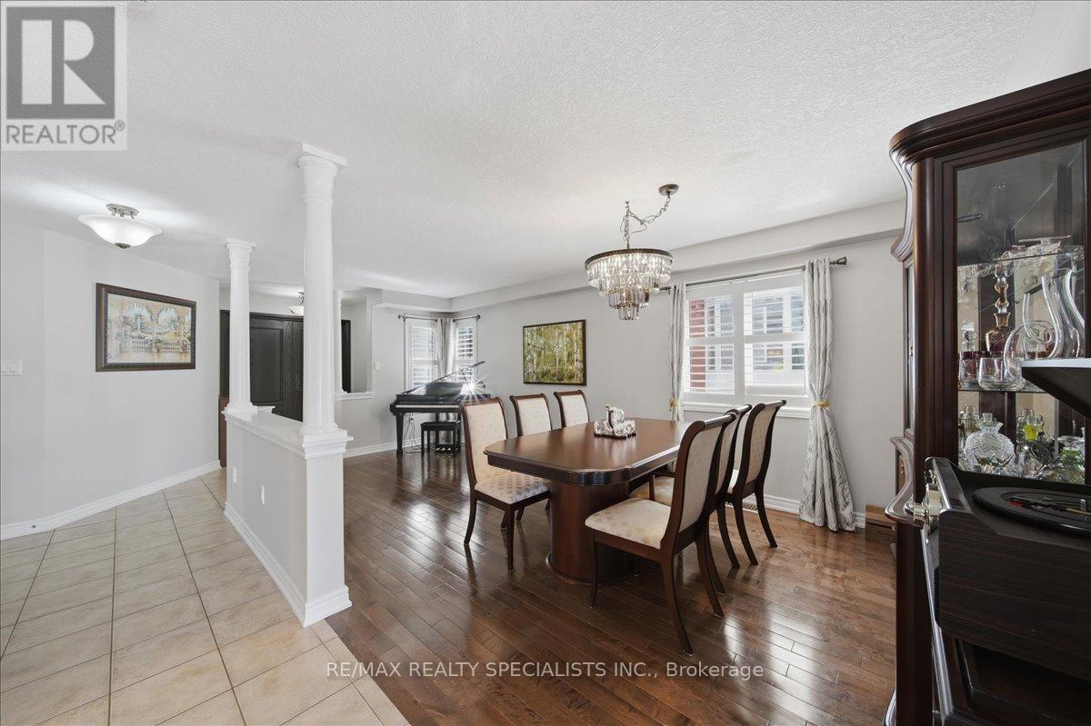46 Wyman Crescent, Bradford West Gwillimbury, Ontario L3Z 3J6 - Photo 7 - N13189056
