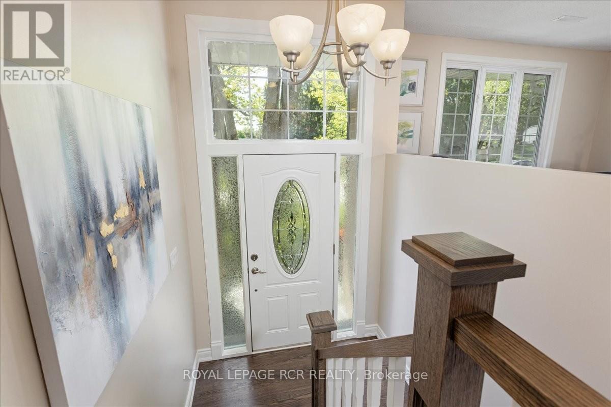 115 Beswick Drive, Newmarket, Ontario  L3Y 1E8 - Photo 4 - N13189146