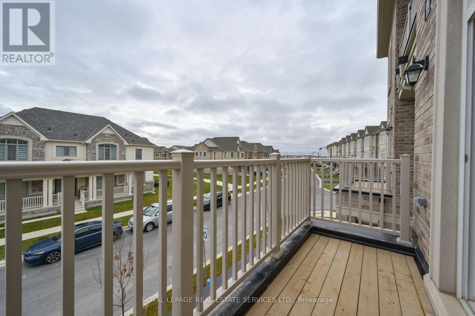 2 Paisley Drive, Bradford West Gwillimbury, Ontario  L3Z 4P3 - Photo 14 - N13189148