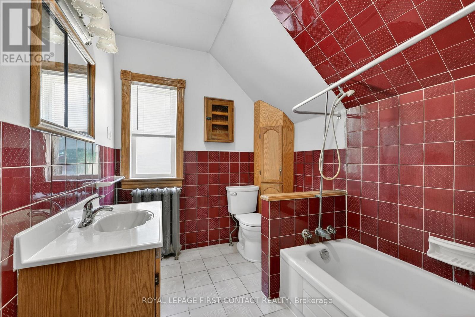 202 Bradford Street, Barrie (Lakeshore), Ontario  L4N 3B6 - Photo 21 - S13187324