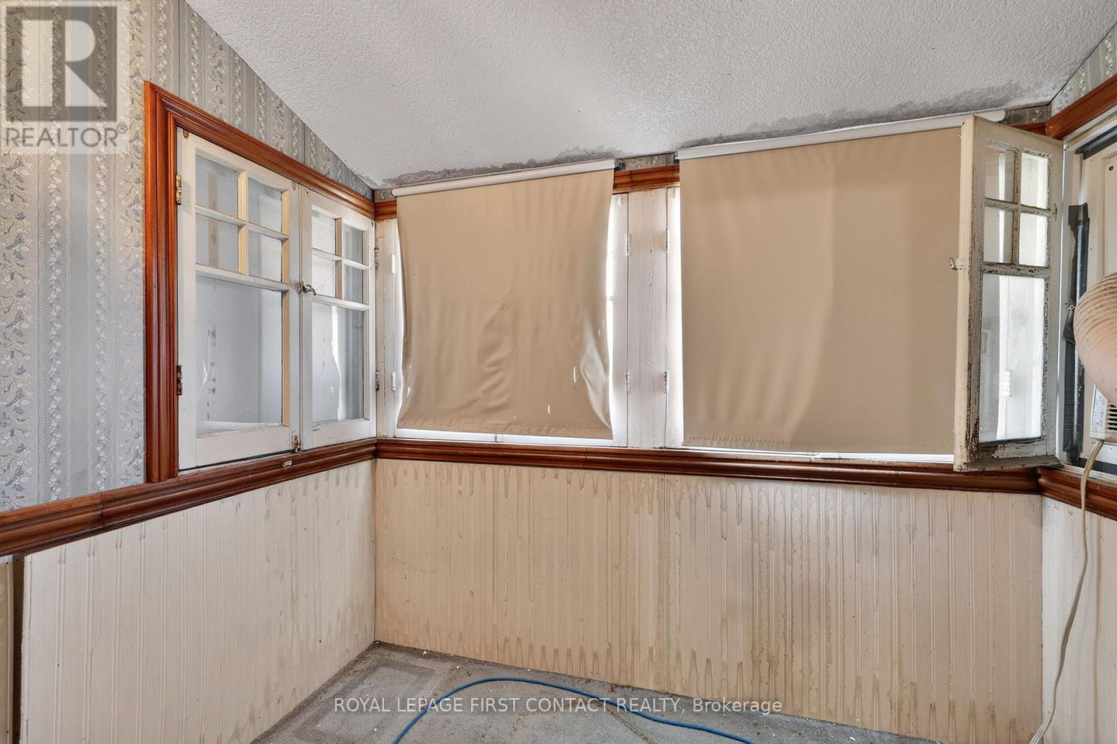 202 Bradford Street, Barrie (Lakeshore), Ontario  L4N 3B6 - Photo 22 - S13187324