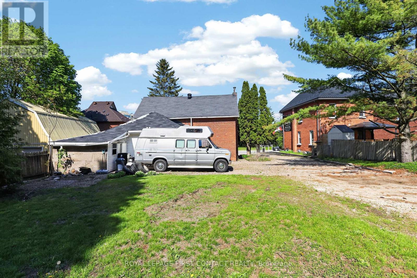 202 Bradford Street, Barrie (Lakeshore), Ontario  L4N 3B6 - Photo 28 - S13187324