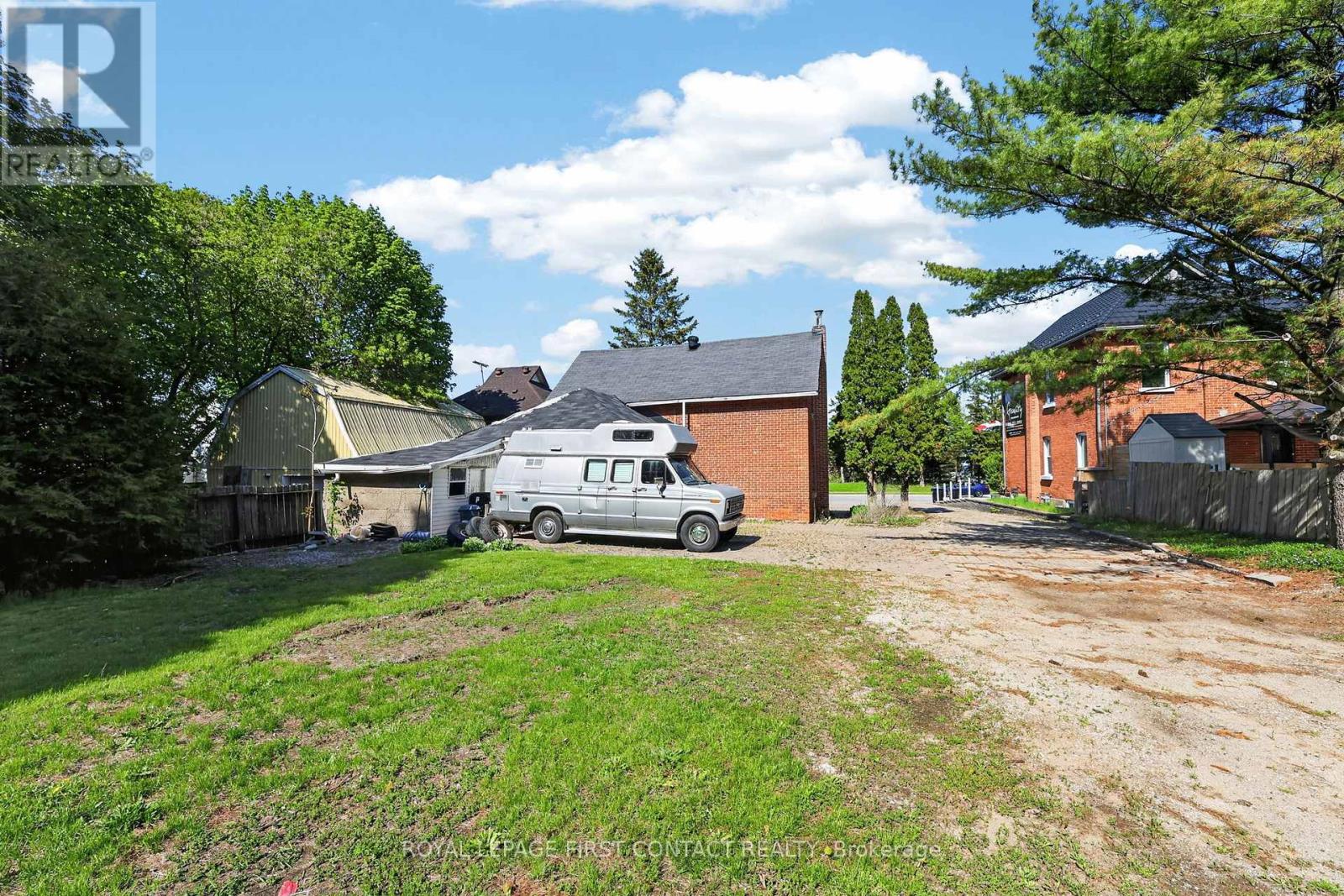 202 Bradford Street, Barrie (Lakeshore), Ontario  L4N 3B6 - Photo 29 - S13187324