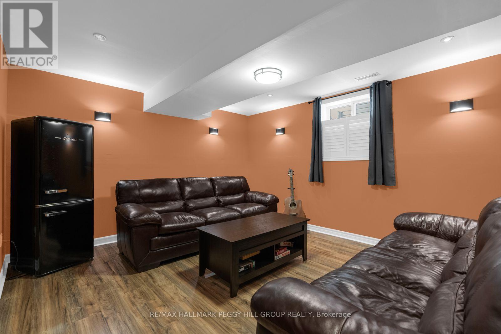 17 Oakmont Avenue, Oro-Medonte (Horseshoe Valley), Ontario  L0L 2L0 - Photo 17 - S13188218