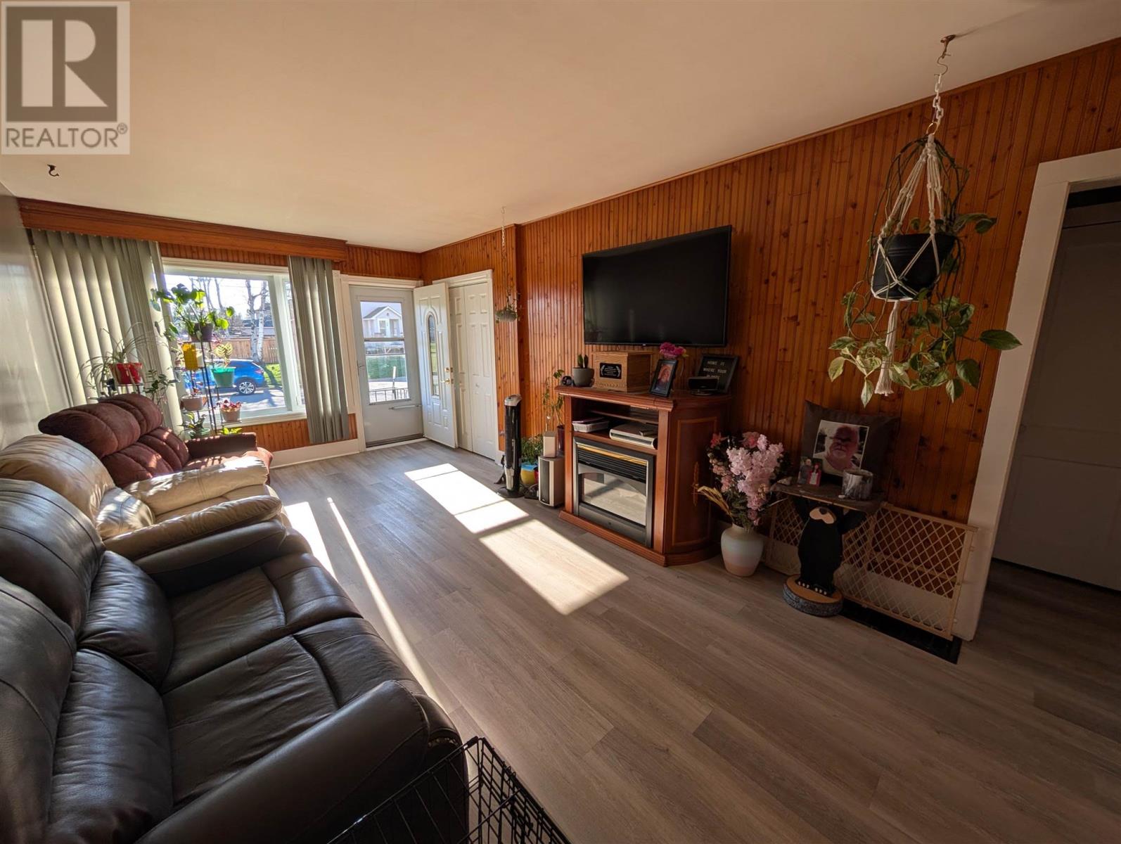 35 Beck Ave, Wawa, Ontario P0S 1K0 - Photo 6 - SM261199