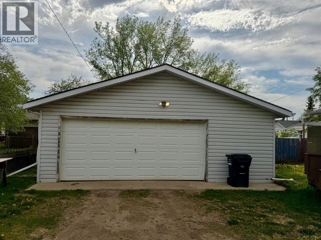 4910 44 Street, Camrose, Alberta  T4V 1C2 - Photo 26 - A2274680