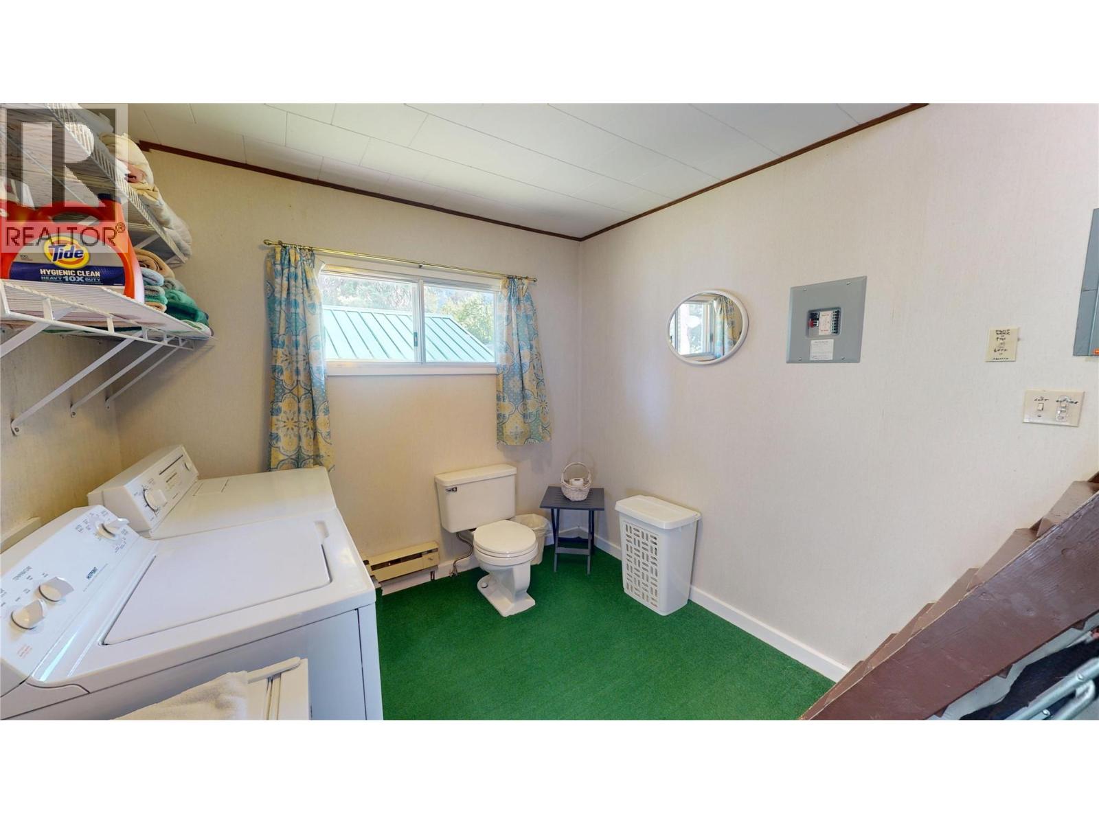 2401 Garbutts Lake Road, Fort Steele, British Columbia  V0B 2J0 - Photo 18 - 10384115