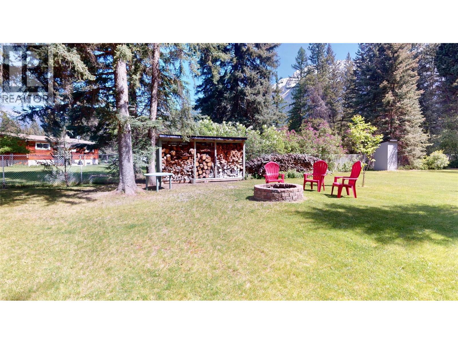 2401 Garbutts Lake Road, Fort Steele, British Columbia  V0B 2J0 - Photo 29 - 10384115