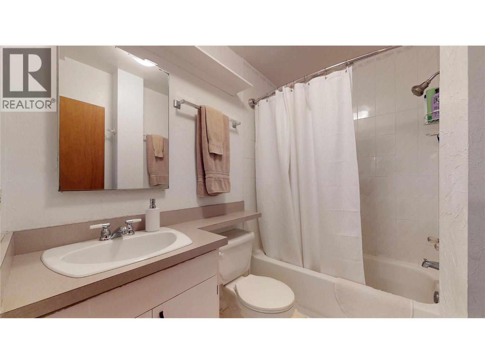 2401 Garbutts Lake Road, Fort Steele, British Columbia  V0B 2J0 - Photo 17 - 10384115