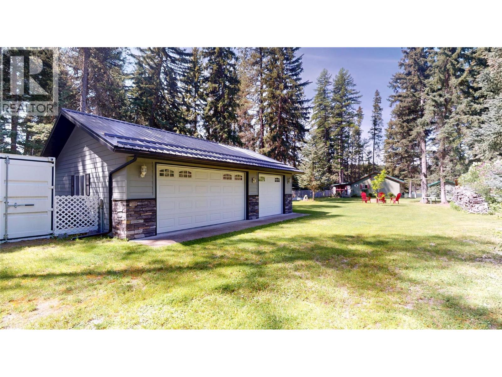 2401 Garbutts Lake Road, Fort Steele, British Columbia  V0B 2J0 - Photo 26 - 10384115