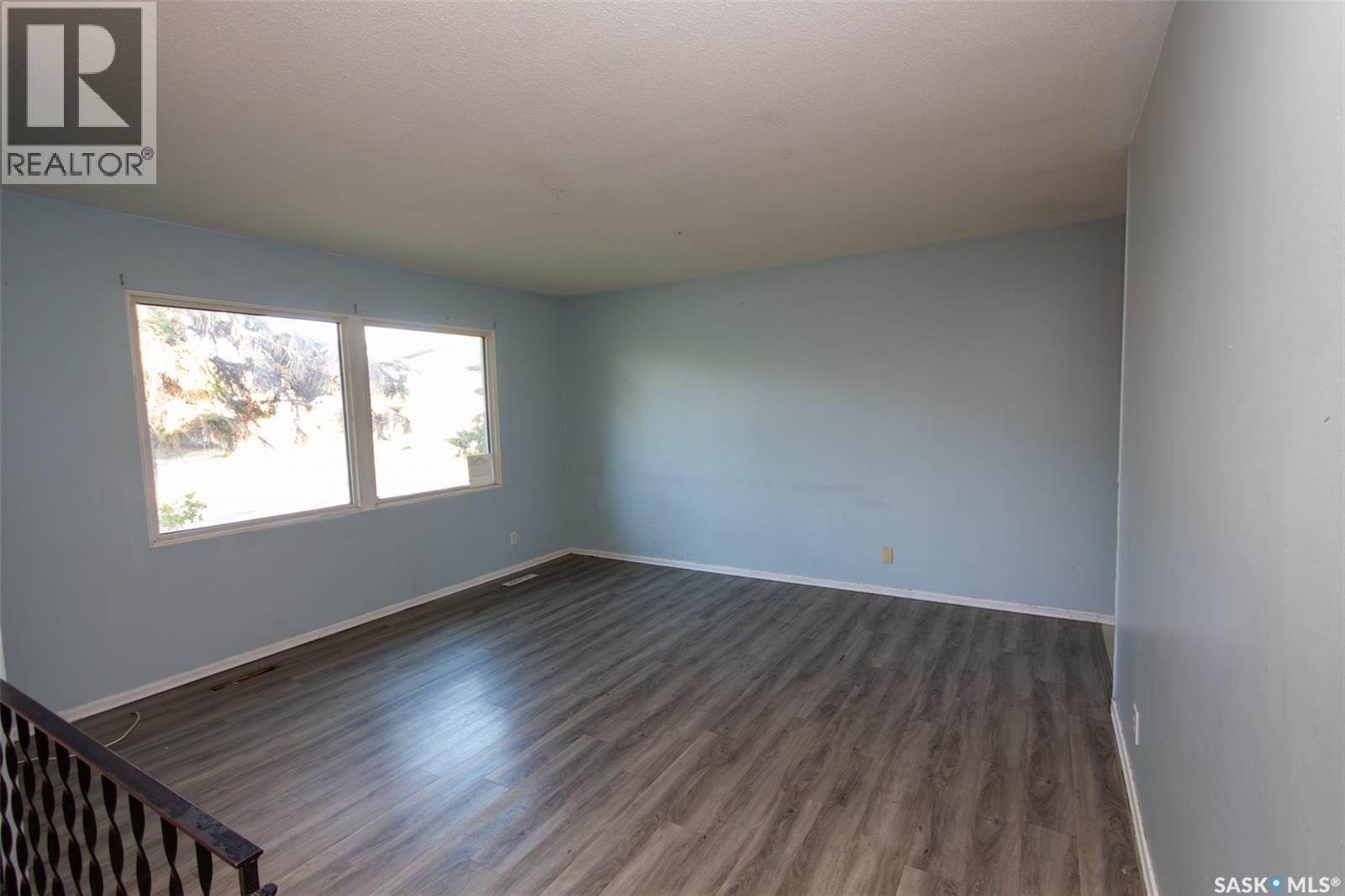 9704 97th Drive, North Battleford, Saskatchewan  S9A 0L4 - Photo 4 - SK037195
