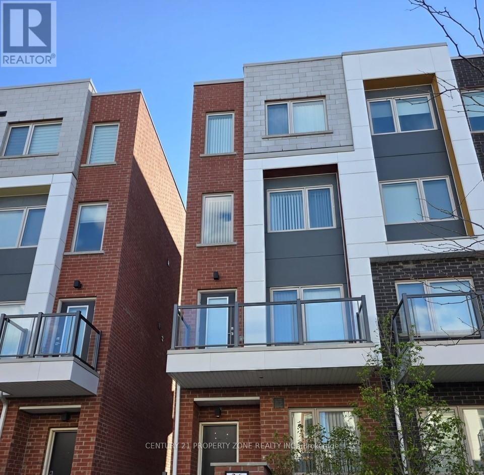 36 WILLIAM DUNCAN ROAD, Toronto, Ontario