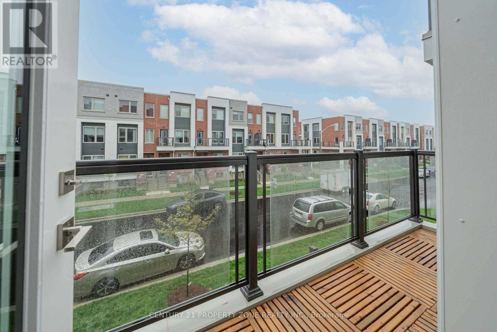 36 William Duncan Road, Toronto, Ontario  M3K 0C5 - Photo 14 - W13159370