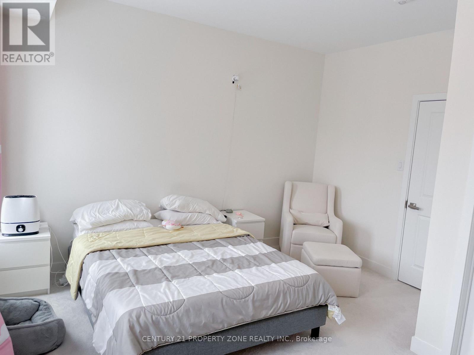 36 William Duncan Road, Toronto, Ontario  M3K 0C5 - Photo 15 - W13159370