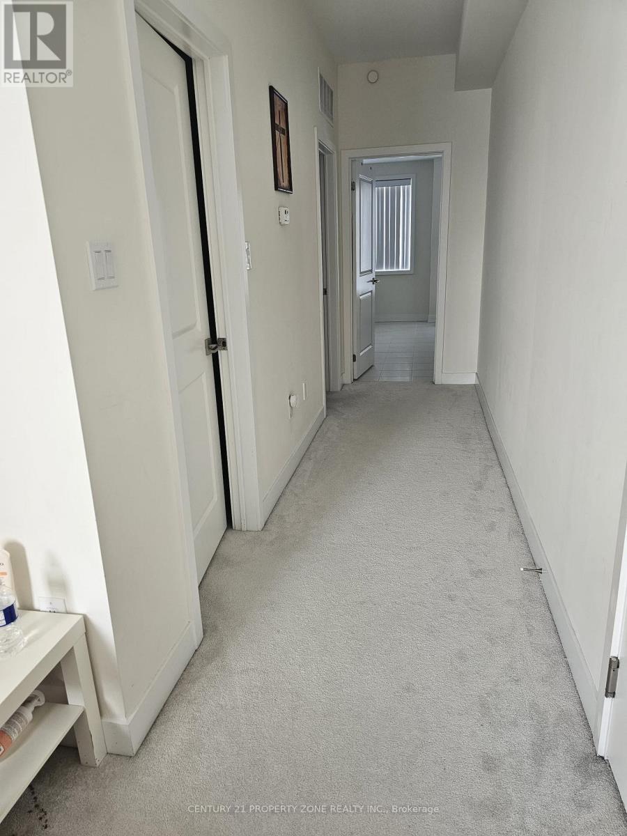 36 William Duncan Road, Toronto, Ontario  M3K 0C5 - Photo 17 - W13159370