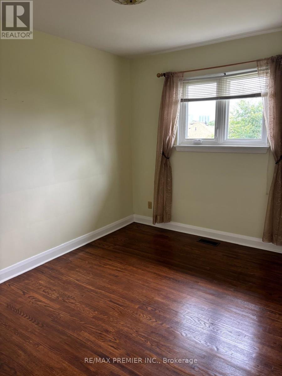 4 Weldon Court, Toronto, Ontario  M6L 1V5 - Photo 18 - W13187546