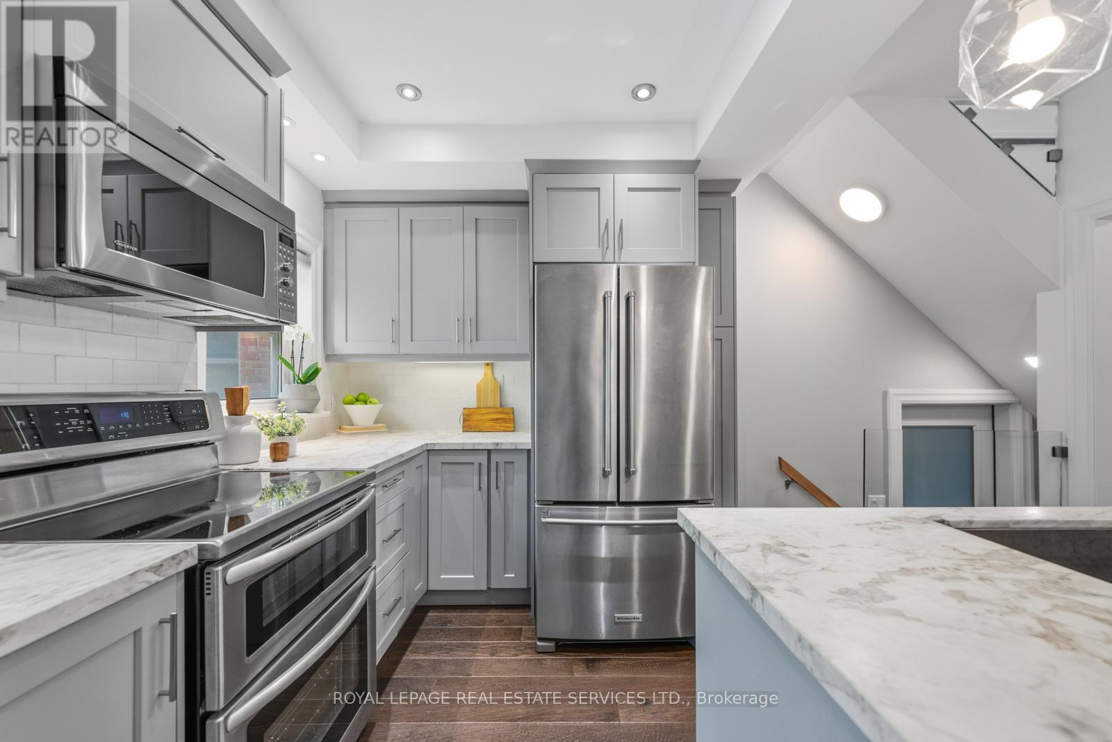 494 Durie Street, Toronto, Ontario  M6S 3G7 - Photo 16 - W13189672