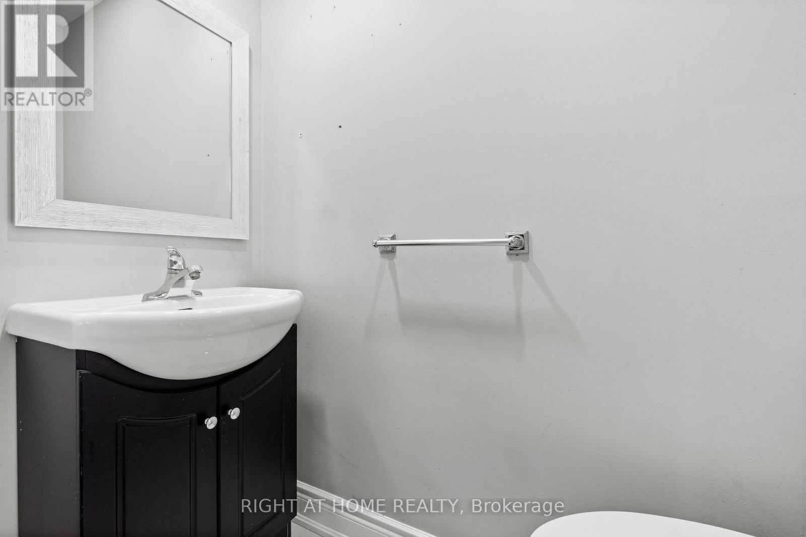 9 Highland Trail, Brampton, Ontario  L6S 1P4 - Photo 16 - W13189702