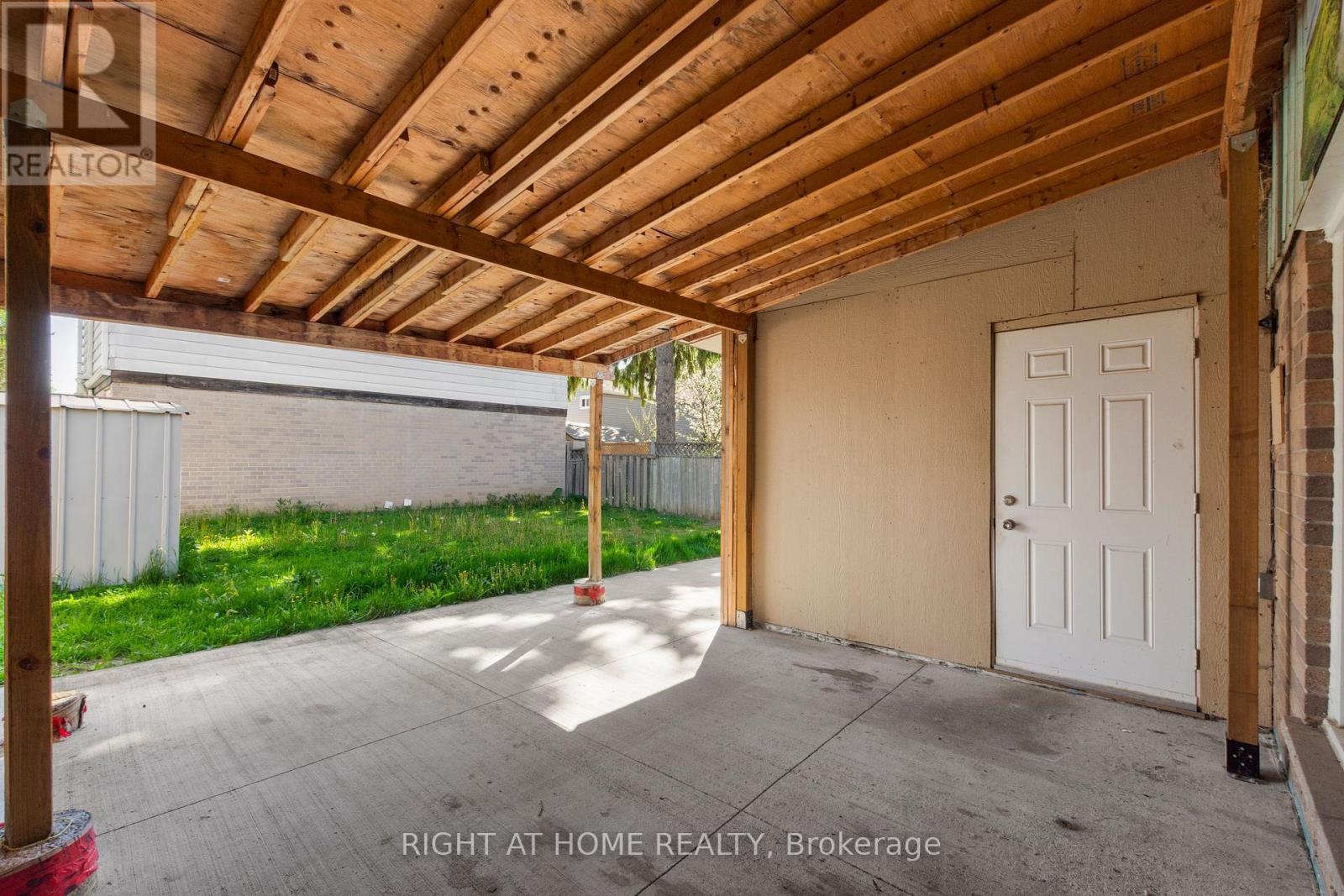 9 Highland Trail, Brampton, Ontario  L6S 1P4 - Photo 31 - W13189702