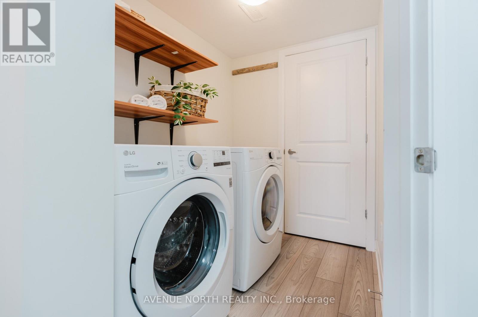 209 Attwell Private, Ottawa, Ontario K2K 0P6 - Photo 6 - X13190208