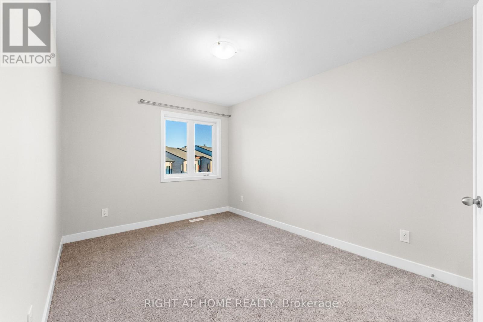 35 Plank Street, Ottawa, Ontario  K2V 0M4 - Photo 20 - X13190272