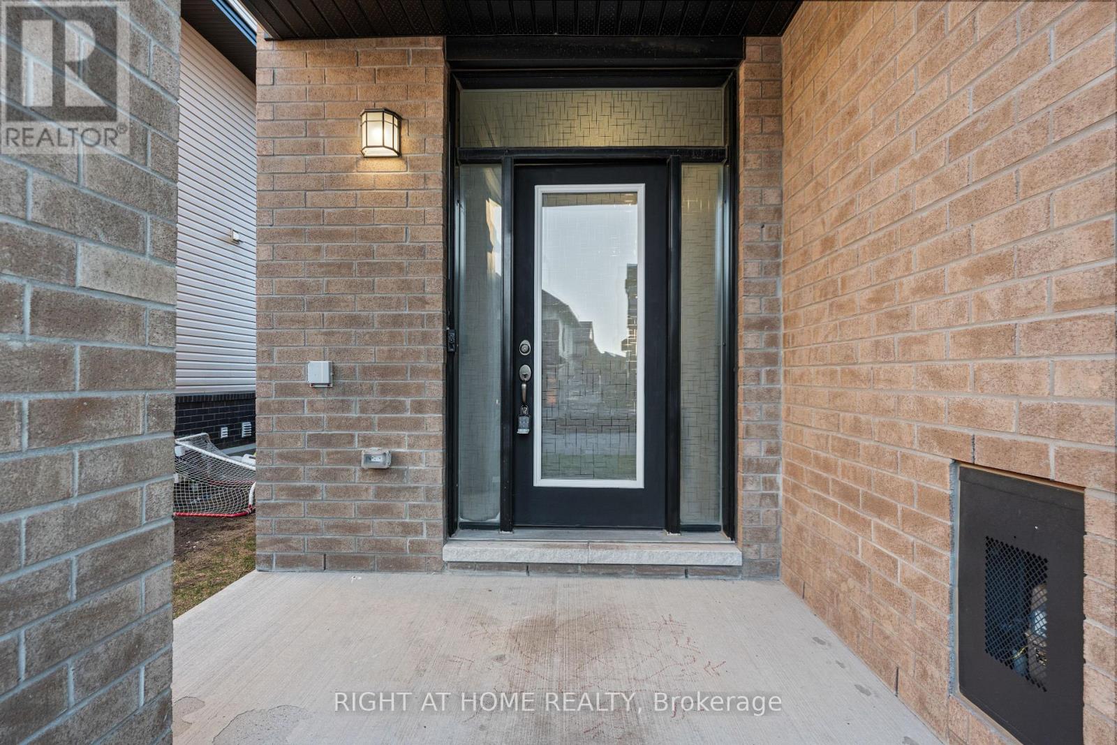 35 Plank Street, Ottawa, Ontario  K2V 0M4 - Photo 5 - X13190272