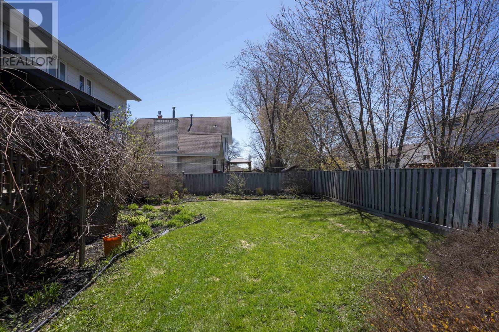 415 Chelsea Cres, Thunder Bay, Ontario  P7B 5P8 - Photo 42 - TB2601219