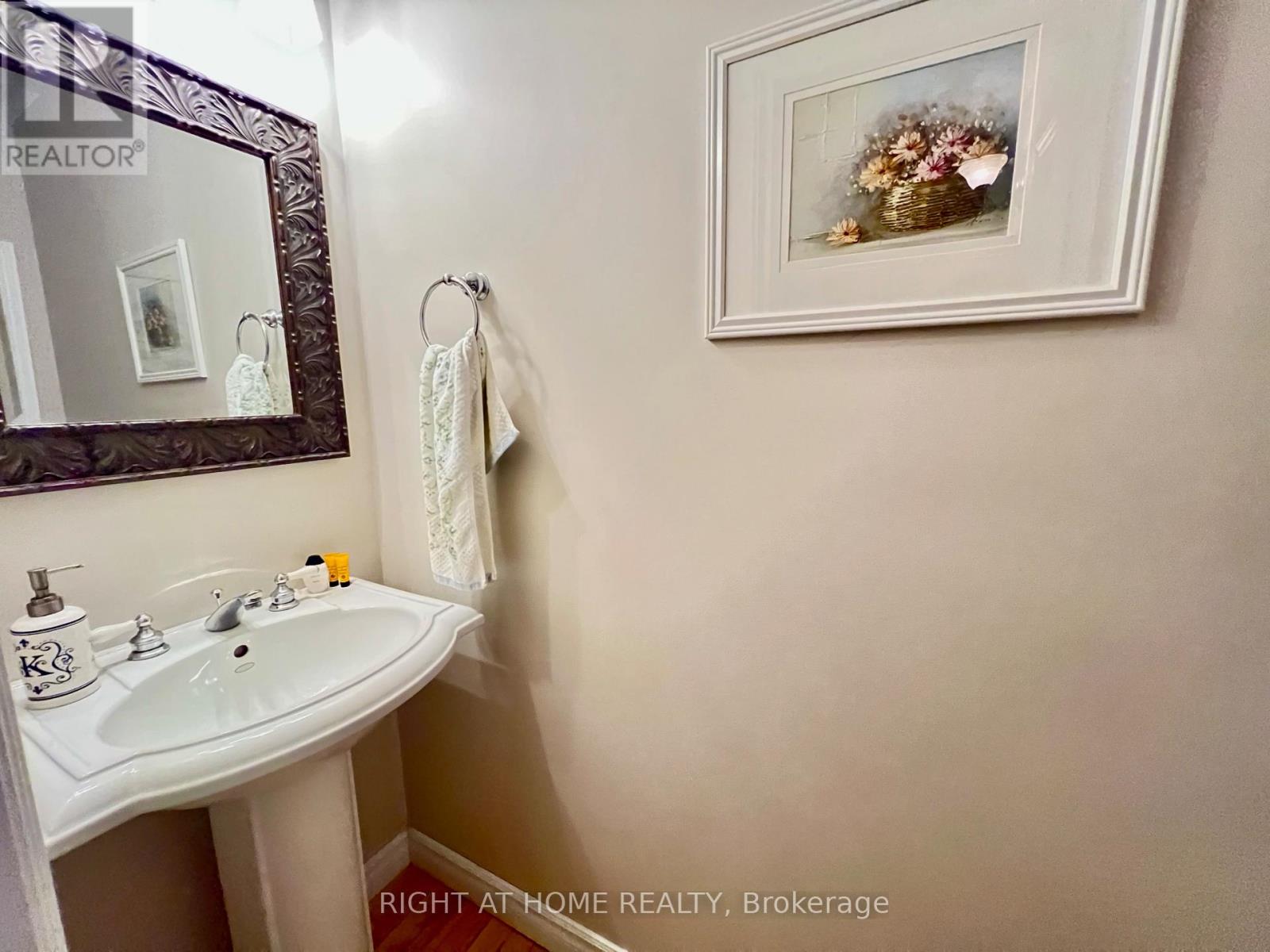 4 Silverbirch Place, Whitby, Ontario  L1R 1X7 - Photo 22 - E13050786