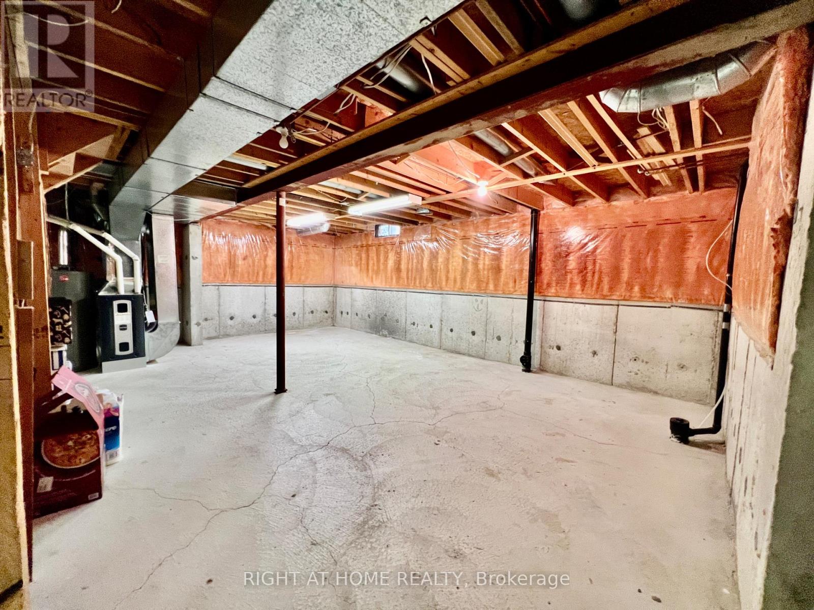 4 Silverbirch Place, Whitby, Ontario  L1R 1X7 - Photo 34 - E13050786