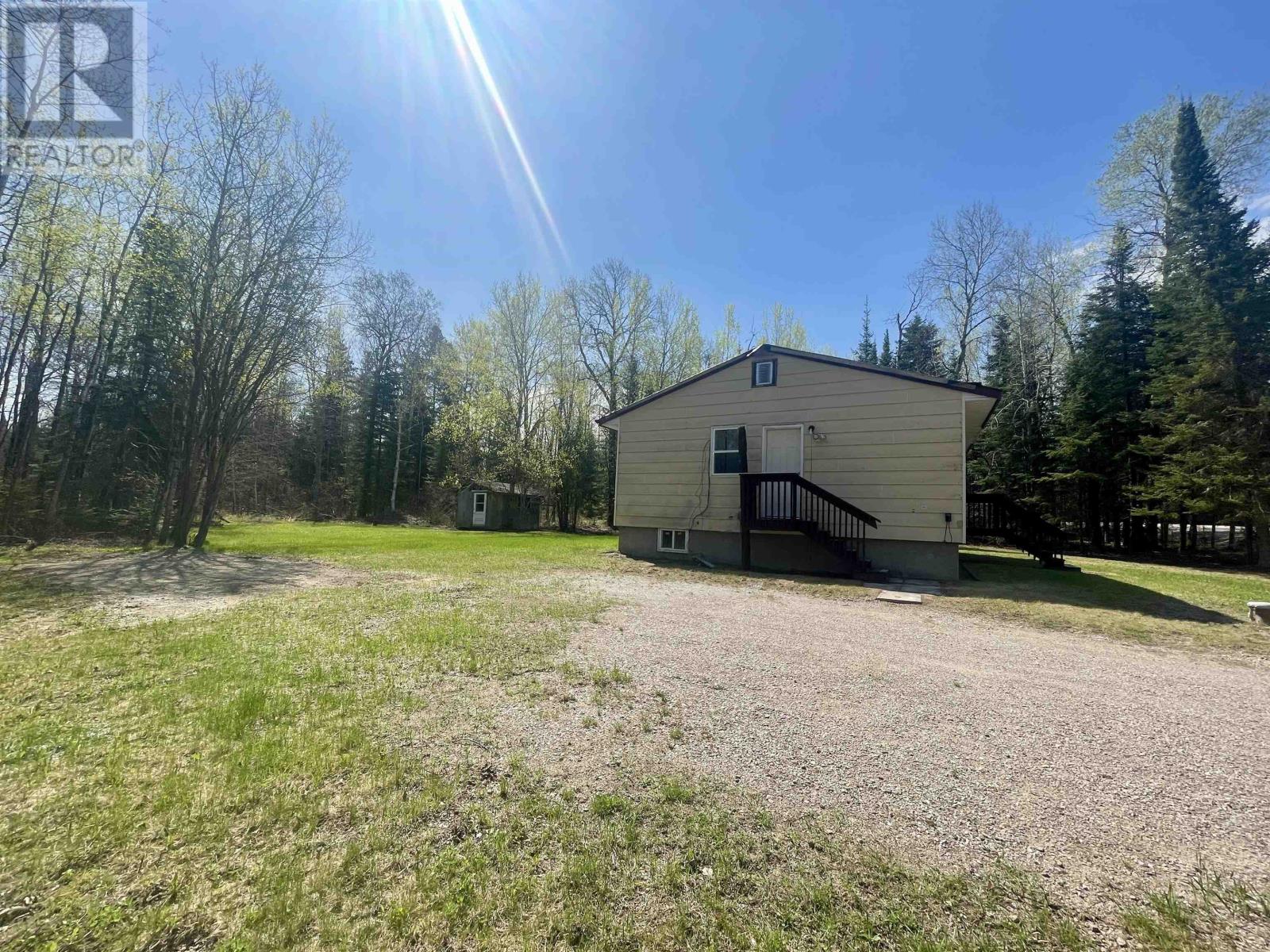 821 Hwy 594, Machin, Ontario  P0V 1S0 - Photo 3 - TB2601222