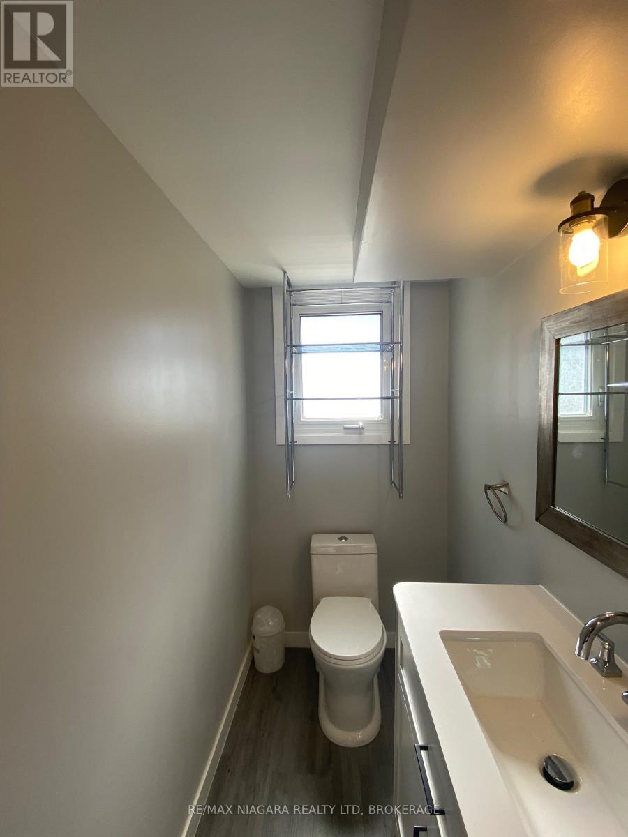 1 Braden Avenue, Welland, Ontario  L3C 2R6 - Photo 10 - X12879920