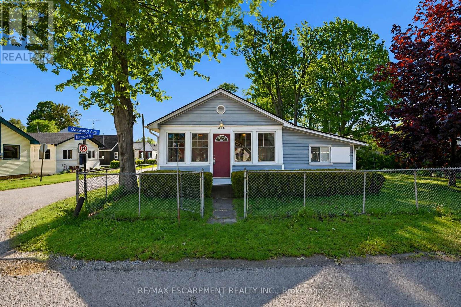 376 OAKWOOD AVENUE, Fort Erie, Ontario