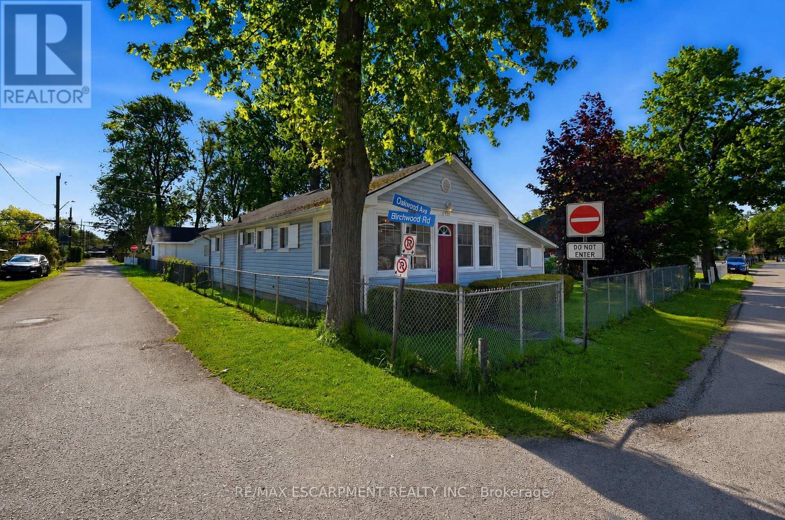 376 Oakwood Avenue, Fort Erie, Ontario  L0S 1B0 - Photo 2 - X13187382