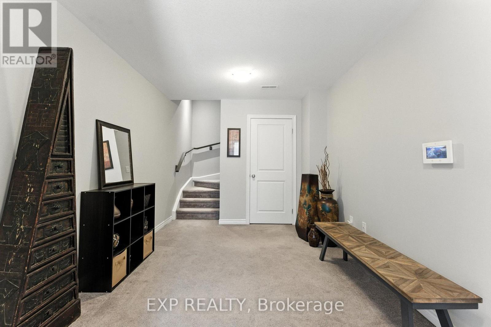 Unit 37 - 377 Glancaster Road, Hamilton, Ontario  L9G 0G4 - Photo 4 - X13188850