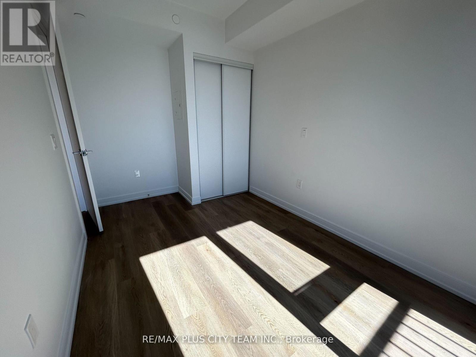 527 - 1 Jarvis Street E, Hamilton, Ontario  L8R 3J2 - Photo 10 - X13189472
