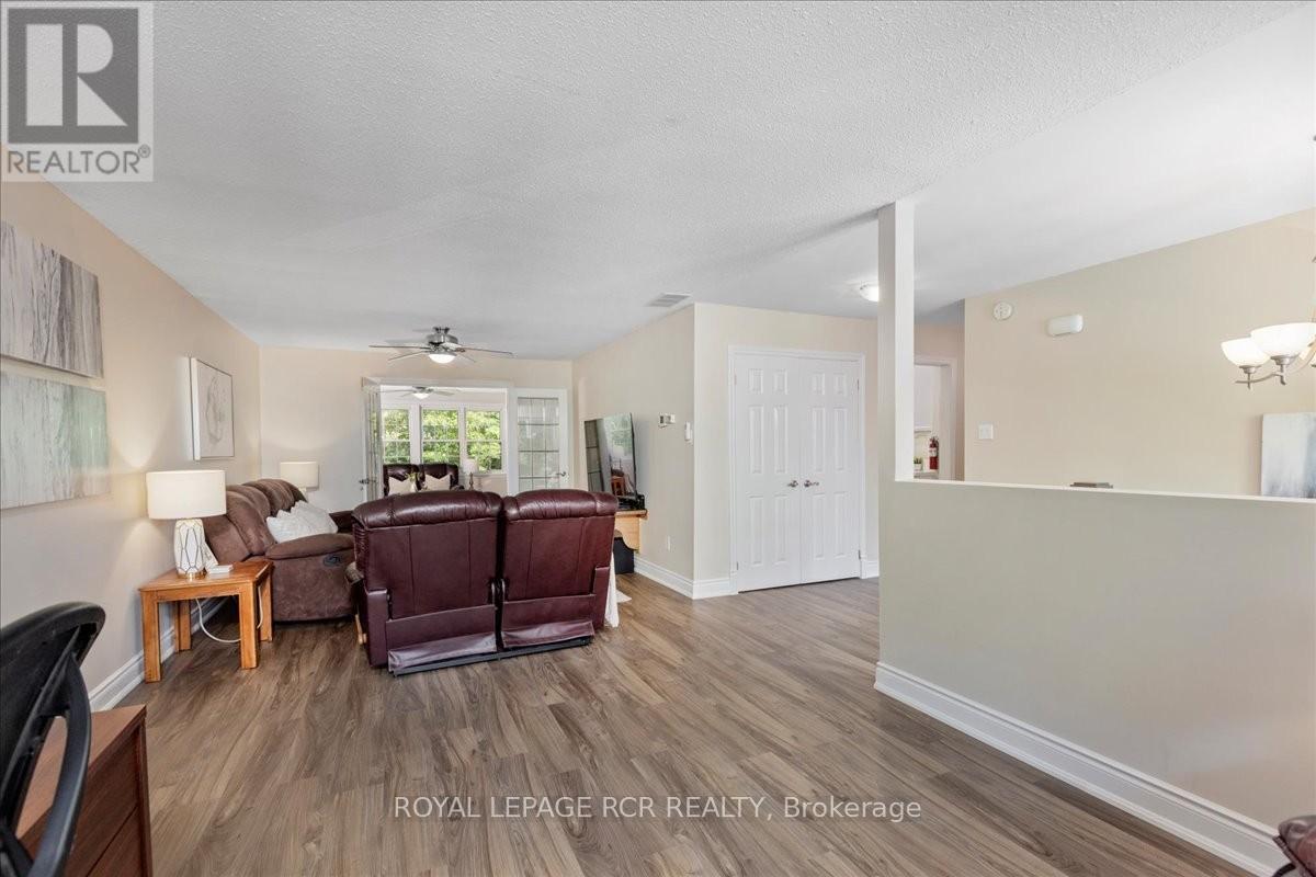 115 Beswick Drive, Newmarket, Ontario  L3Y 1E8 - Photo 8 - N13189146