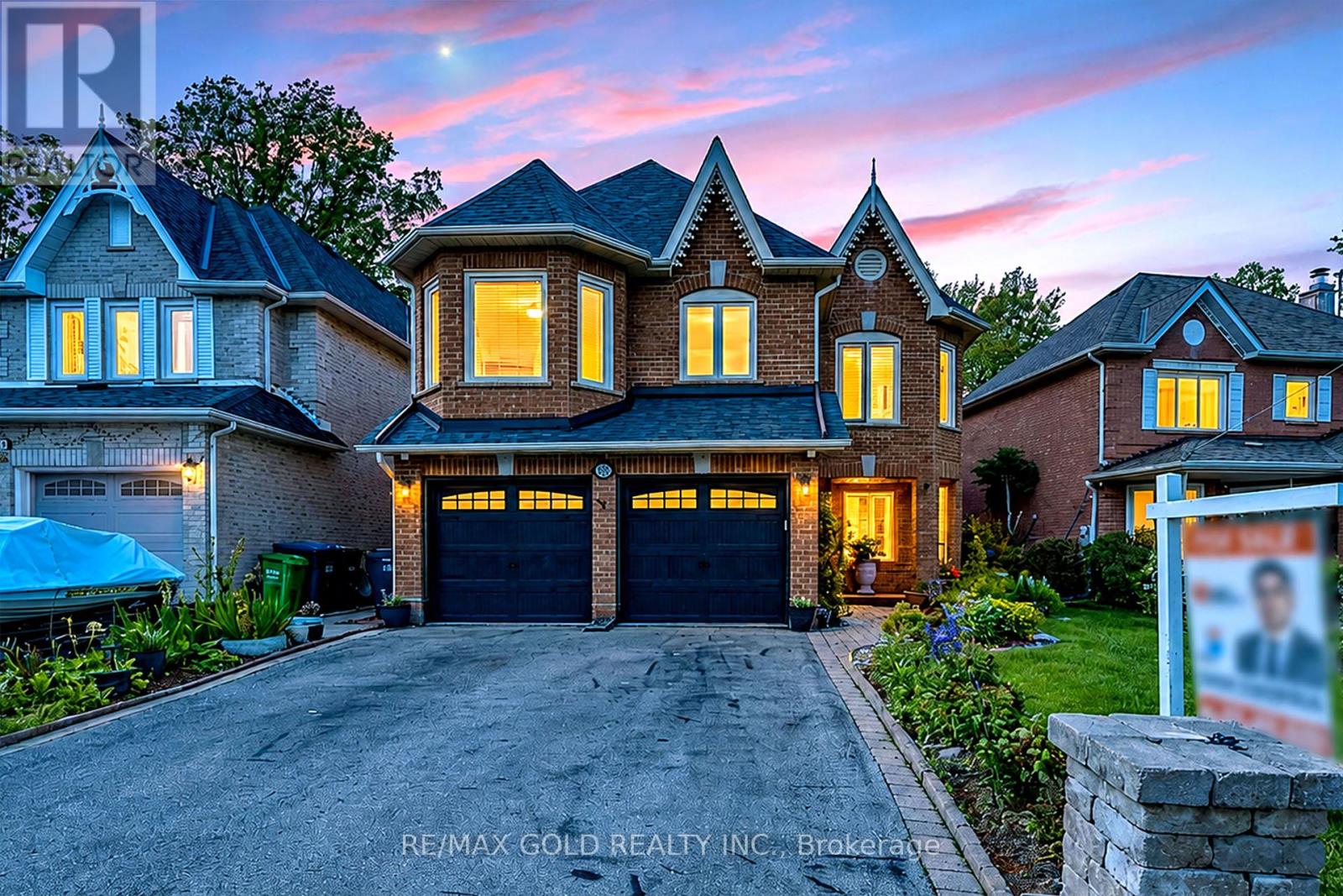 103 VIVIANS CRESCENT, Brampton, Ontario