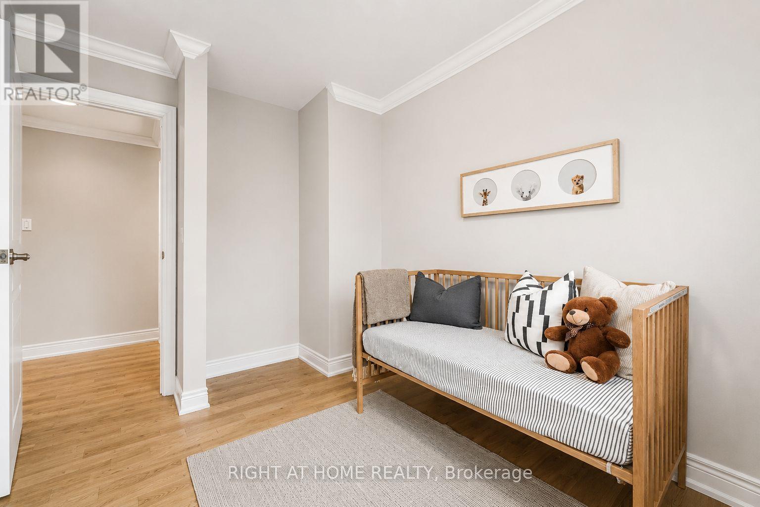 3305 Burdock Place, Mississauga, Ontario  L5A 4B7 - Photo 17 - W13094156