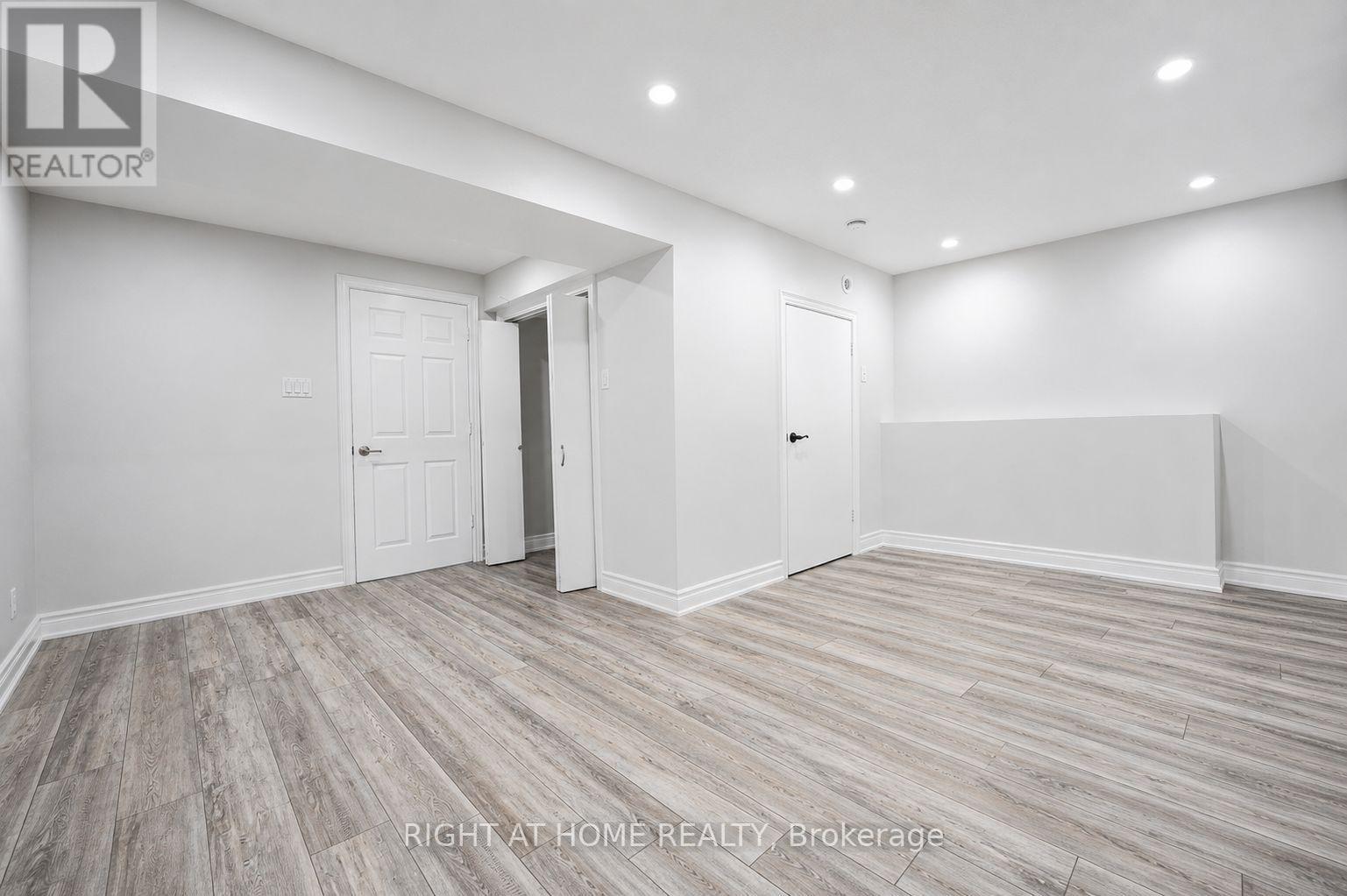3305 Burdock Place, Mississauga, Ontario  L5A 4B7 - Photo 29 - W13094156
