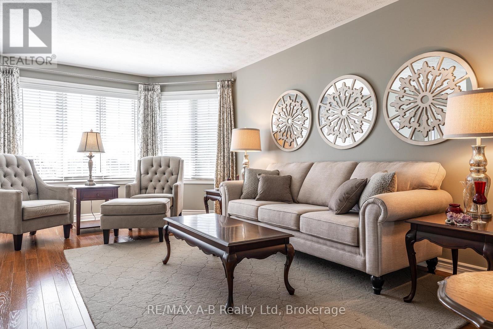 23 Hampton Court, Brant (South Dumfries), Ontario  N0E 1N0 - Photo 11 - X13190164