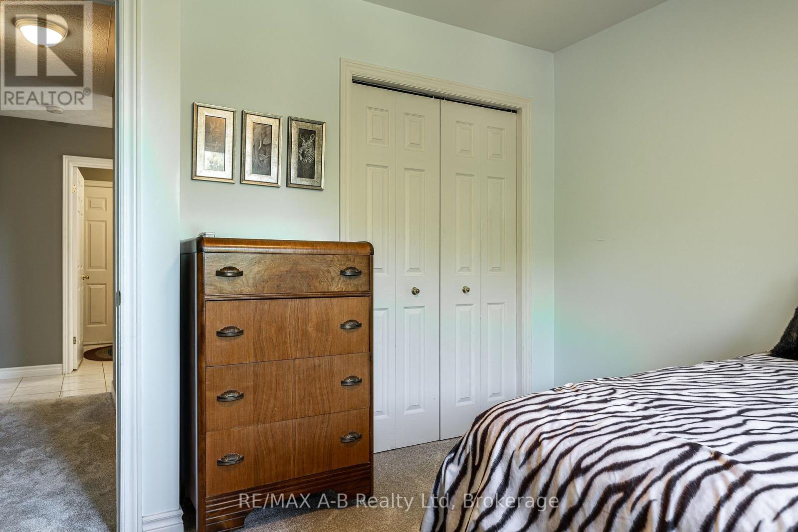 23 Hampton Court, Brant (South Dumfries), Ontario  N0E 1N0 - Photo 24 - X13190164