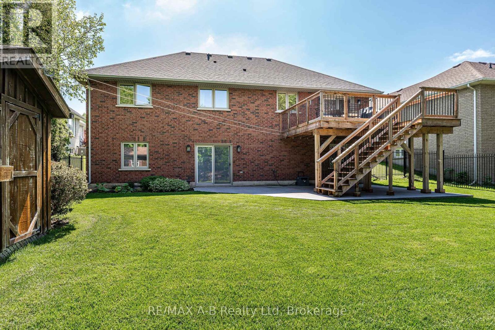 23 Hampton Court, Brant (South Dumfries), Ontario  N0E 1N0 - Photo 36 - X13190164