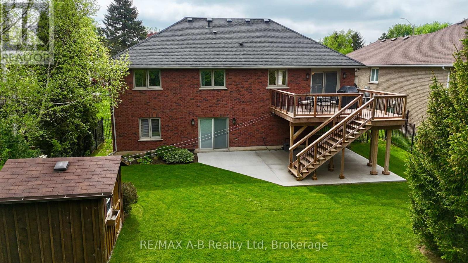 23 Hampton Court, Brant (South Dumfries), Ontario  N0E 1N0 - Photo 40 - X13190164