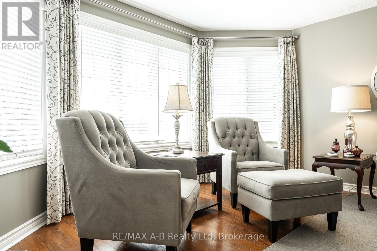 23 Hampton Court, Brant (South Dumfries), Ontario  N0E 1N0 - Photo 8 - X13190164