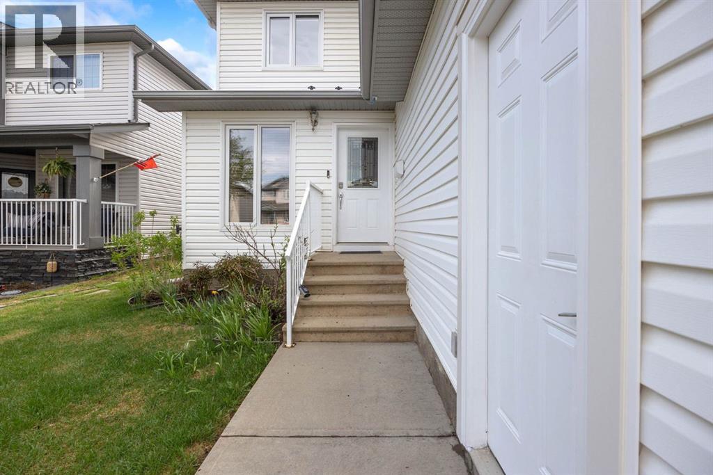 134 Cottonwood Creek Way, Fort Mcmurray, Alberta  T9K 2T9 - Photo 2 - A2305871