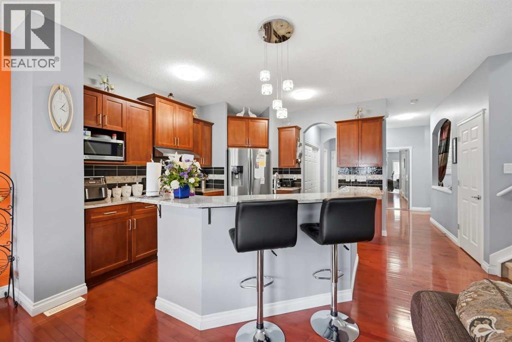 61 Saddleland Drive NE, Calgary, Alberta  T3J 5J3 - Photo 7 - A2306031