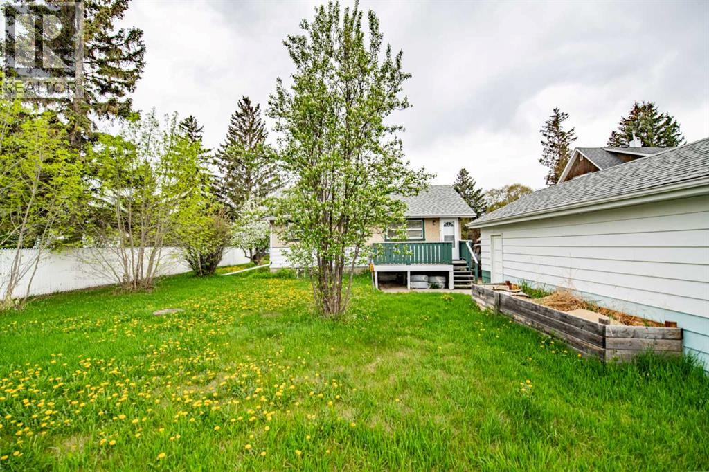 3505 45 Avenue, Red Deer, Alberta T4N 3K7 - Photo 12 - A2301803