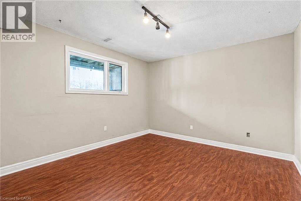 7852 Charnwood Avenue, Niagara Falls, Ontario  L2H 3E2 - Photo 25 - 40830340